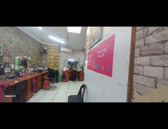 53M² RETAIL FOR SALE IN DURBAN CENTRAL